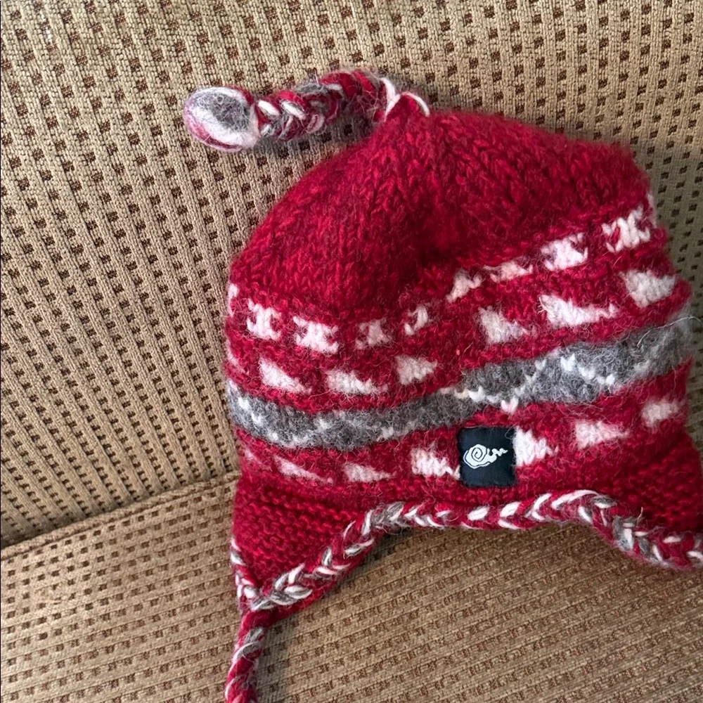Everest Designs Kids Red Knit Earflap Hat with Grey Accent